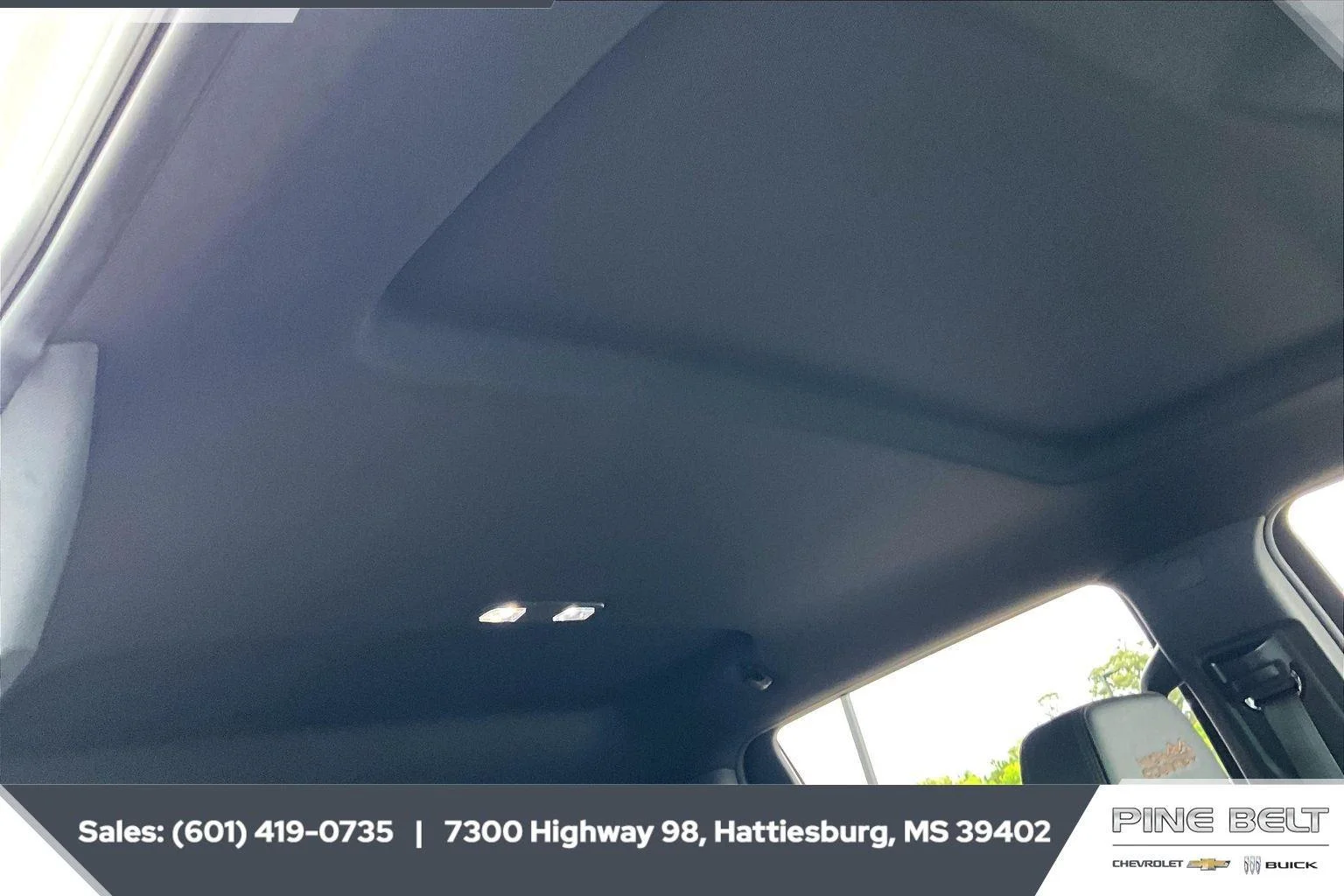 Used 2024 Iridescent Pearl Tricoat Chevrolet High Country image 17