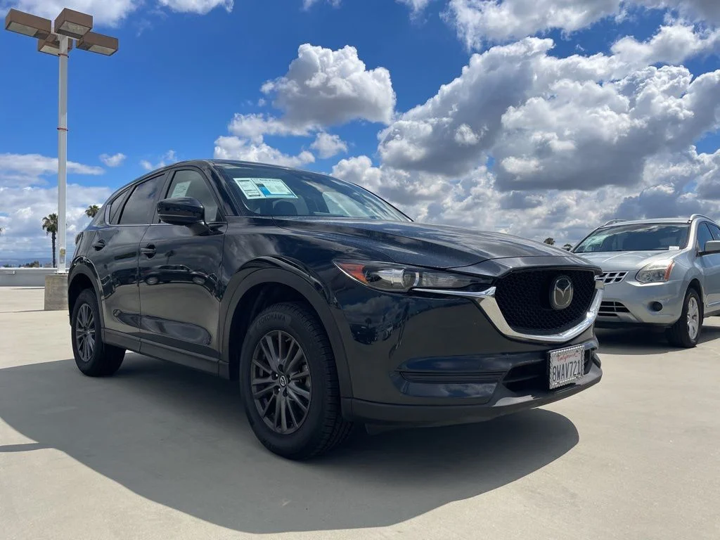 2021 Mazda CX-5 Touring Auto's photo