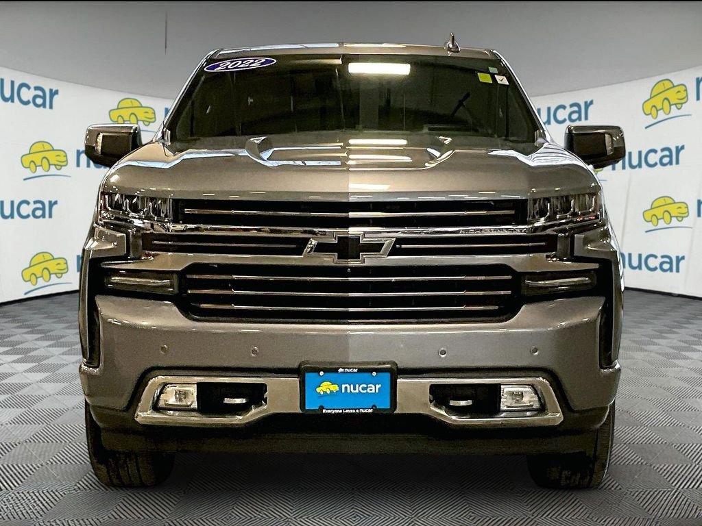 Used 2022 Gray Chevrolet High Country image 2