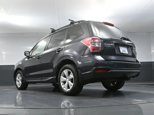 Used 2016 Gray Subaru 2.5i Premium image 47