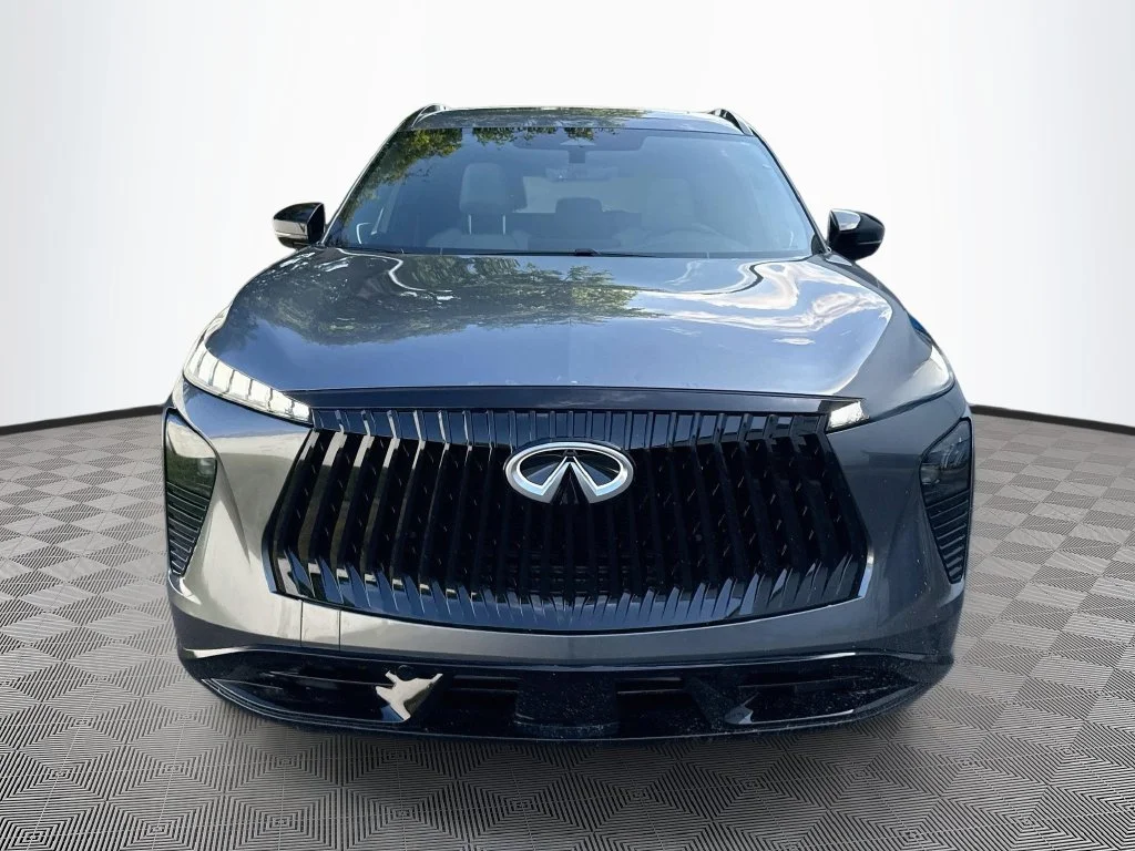 New 2027 GRAPHITE SHADOW INFINITI Luxe AWD image 2