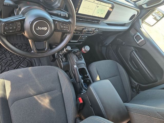 Used 2024 Gray Jeep Sport image 9