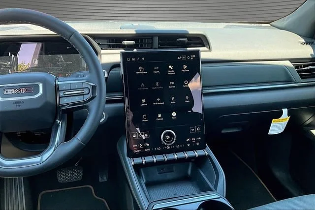 2026 GMC Terrain AT4 - Photo 6