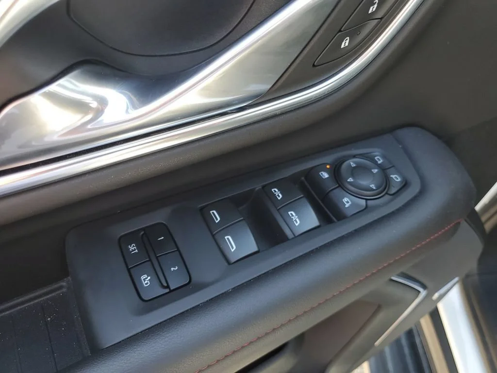 Used 2024 Summit White Chevrolet RST image 29