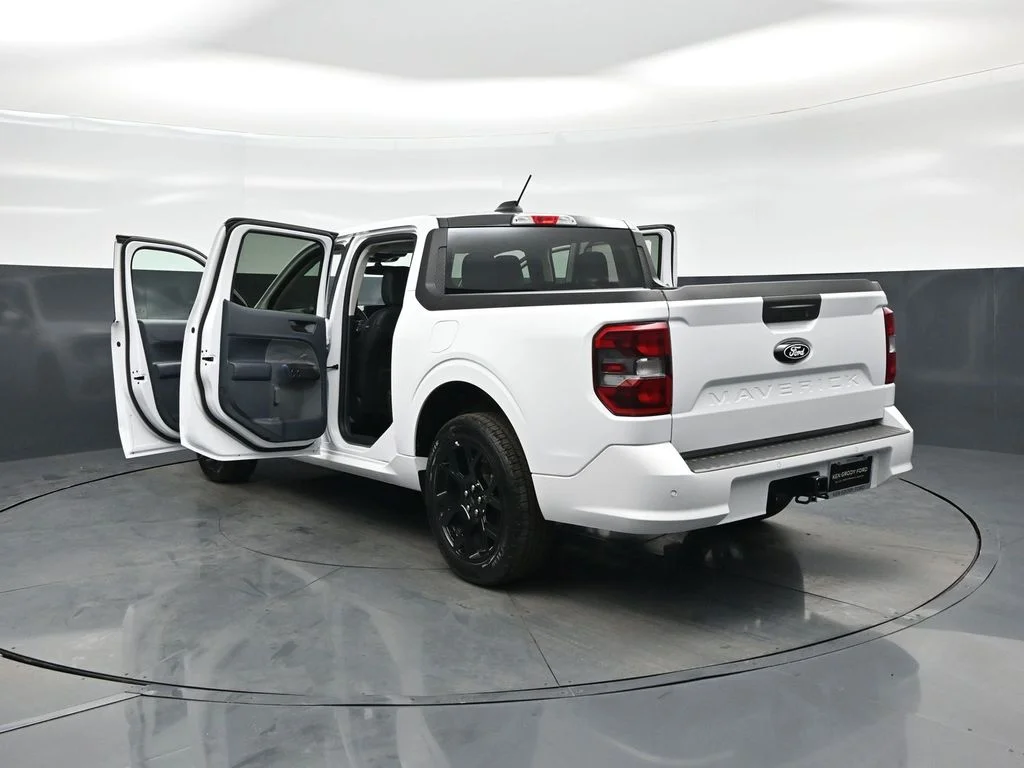 New 2025 Oxford White Ford Lobo Standard image 30