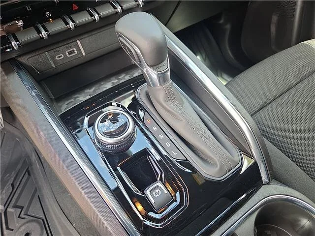 New 2026 Onyx Black GMC Elevation image 19