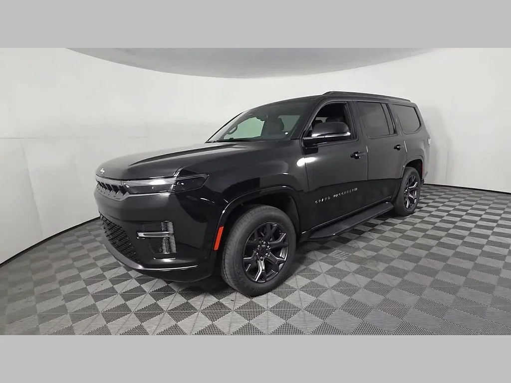 New 2026 High Gloss Black Exterior Paint Jeep Limited Altitude image 42