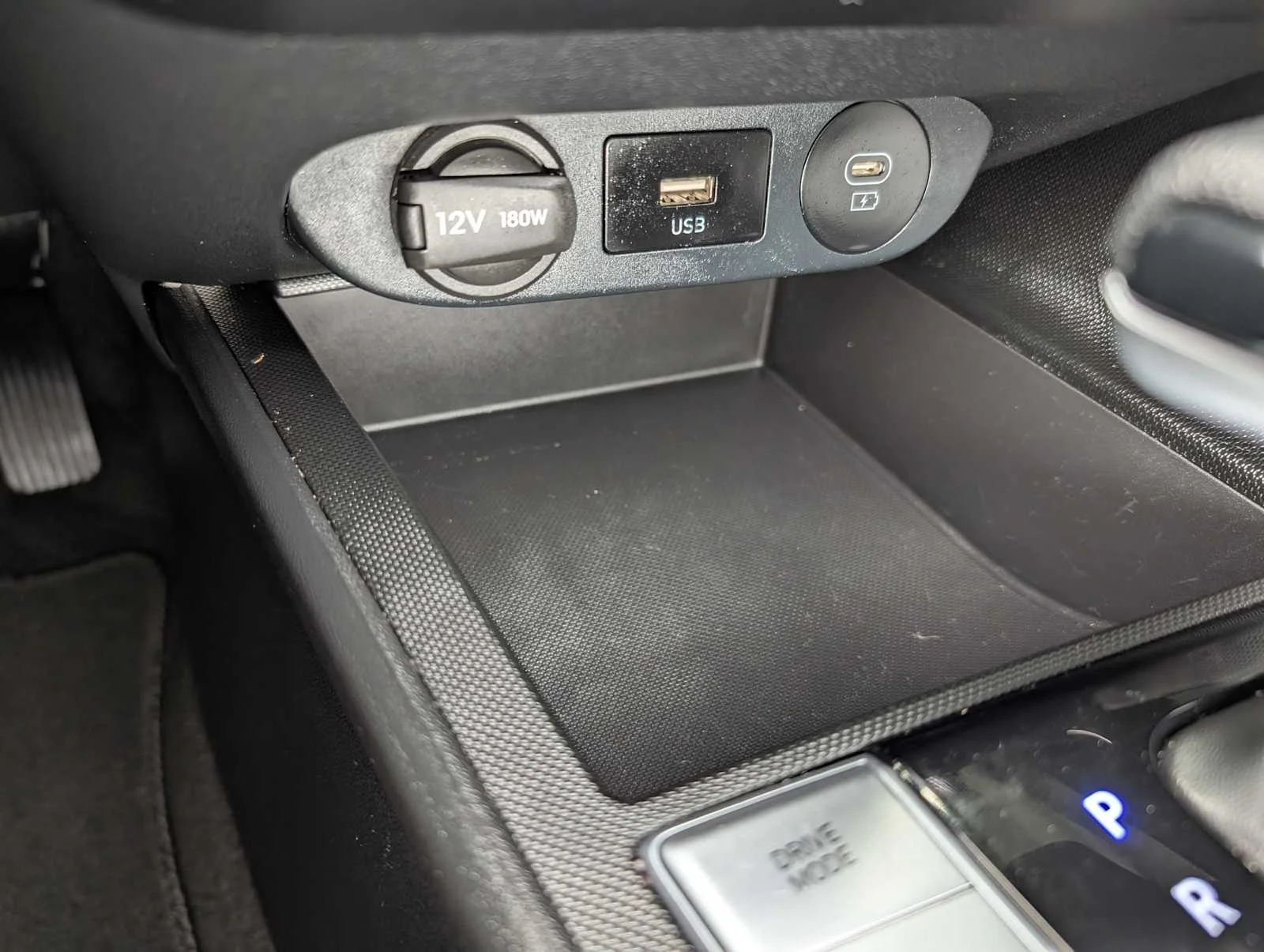 Used 2025 Fluid Metal Hyundai Blue image 28