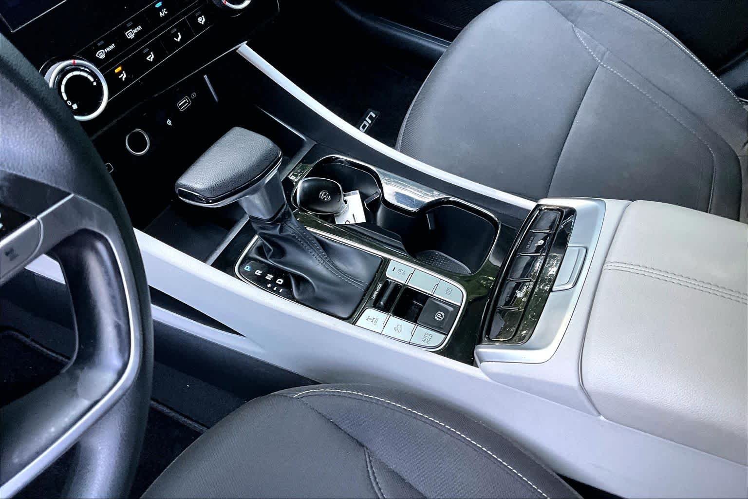 Used 2023 Serenity White Pearl Hyundai SEL image 15