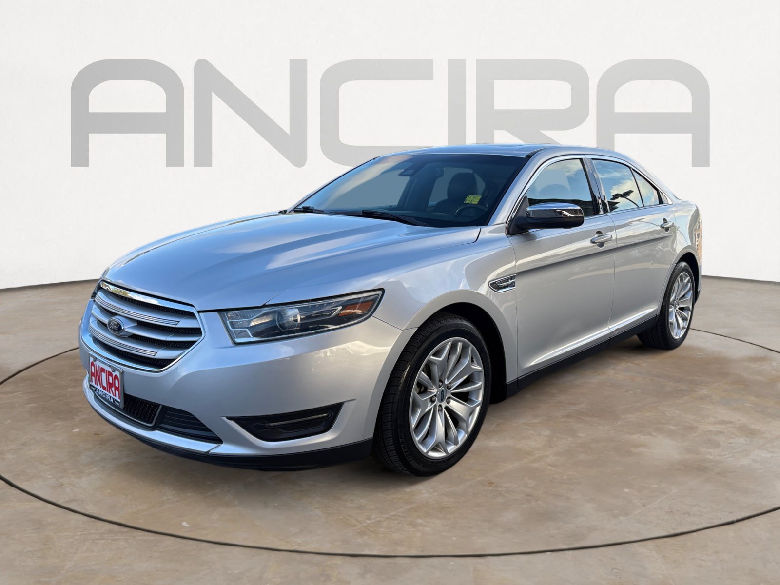 Used 2018 Ingot Silver Ford Limited image 6
