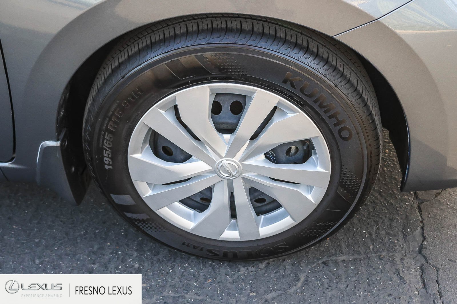 2025 Nissan Versa Sedan S - Photo 9