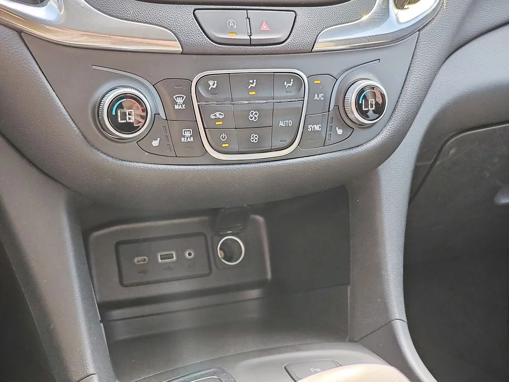 2024 Chevrolet Equinox LT - Photo 20