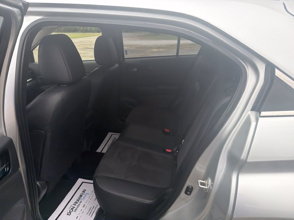 Used 2025 Silver Mitsubishi SE image 14
