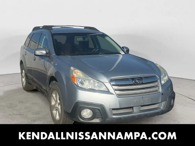 Used 2013 Silver Subaru 2.5i Premium image 1