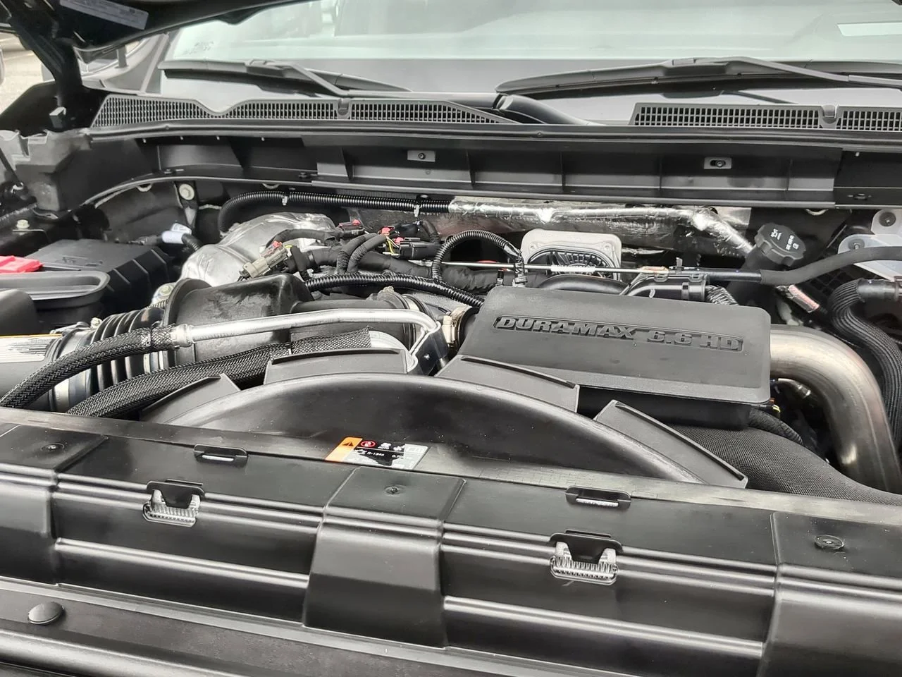 New 2026 Titanium Rush Metallic GMC Denali image 31