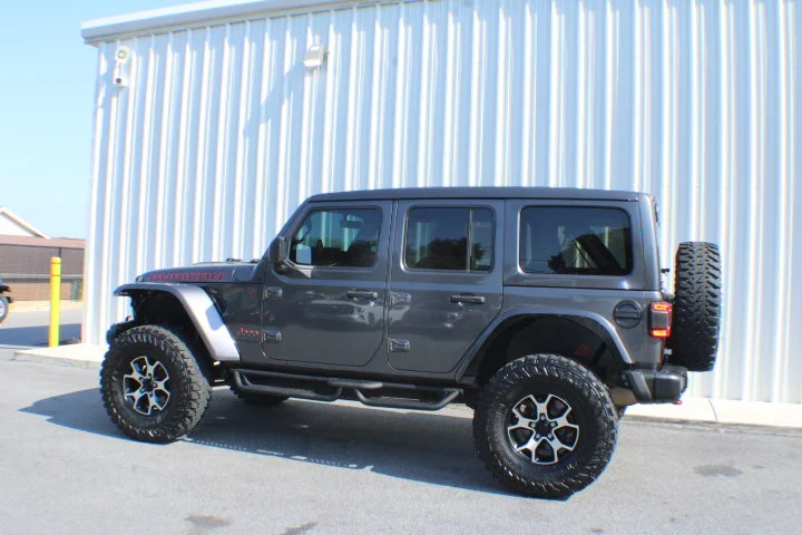 Used 2020 Gray Jeep Rubicon 4x4 image 3