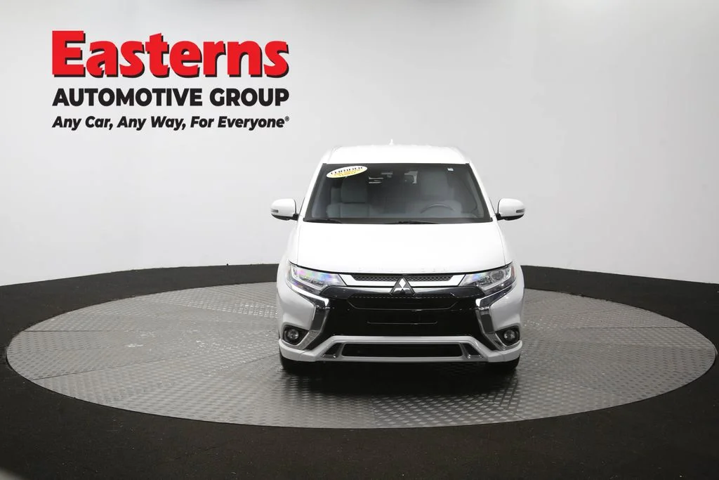Used 2020 White Mitsubishi SEL image 52