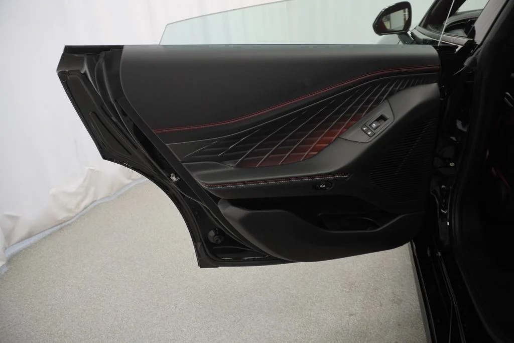 New 2026 Diamond Black Crystal Pearlcoat Dodge Scat Pack Plus image 32