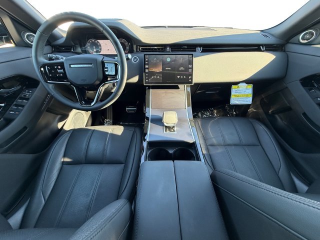 Used 2026 White Land Rover Dynamic image 12