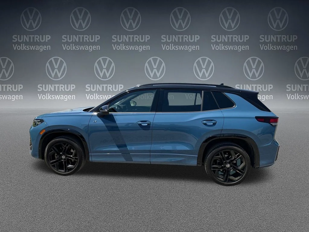 Used 2025 Blue Volkswagen 2.0T SE R-Line Black image 35