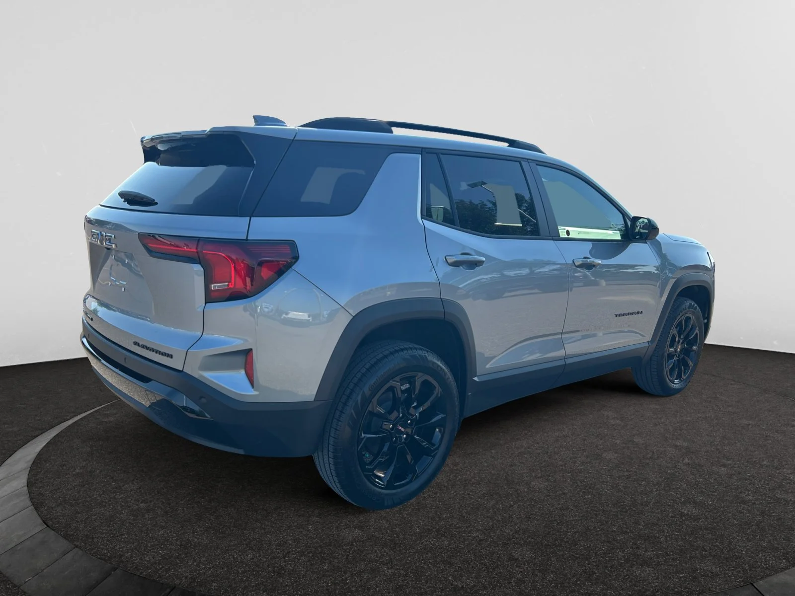 New 2027 Sterling Metallic GMC AWD Elevation image 5