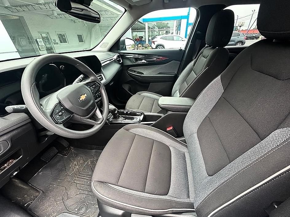 Used 2024 Blue Chevrolet LS image 17