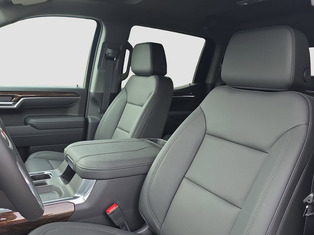 New 2026 Onyx Black GMC Elevation image 7