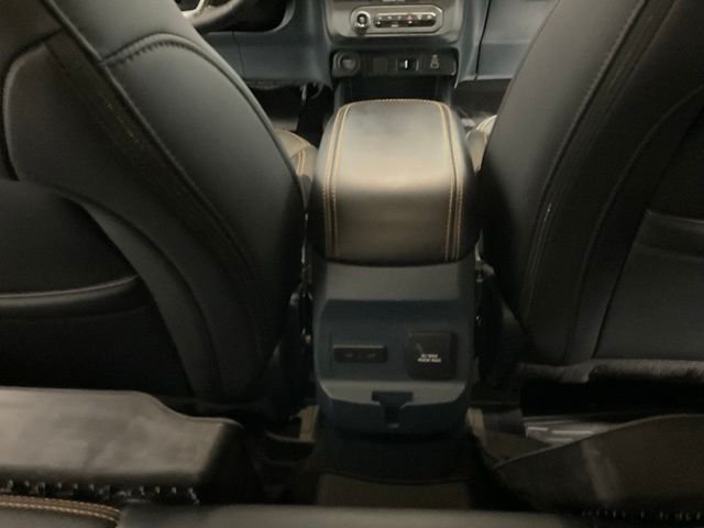 Certified Used 2025 Oxford White Ford Tremor image 28