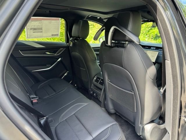 New 2026 Santorini Black Jaguar P250 R-Dynamic S image 17