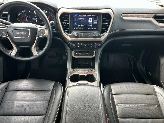 Used 2023 White GMC Denali image 12