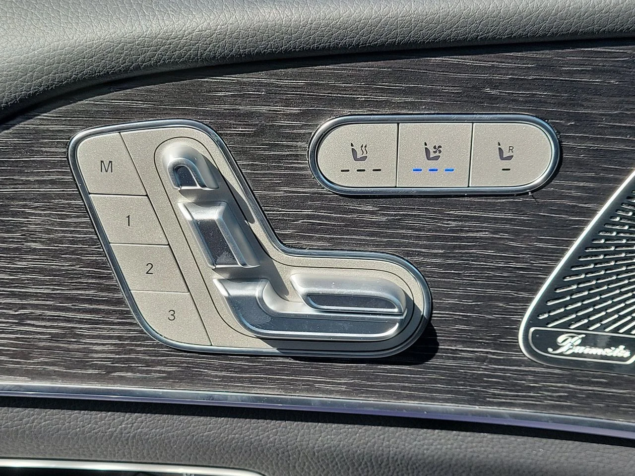 New 2026 Black Mercedes-Benz GLS 450 image 27