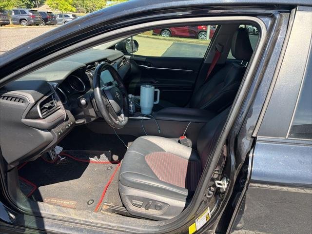 Certified Used 2020 MIDNIGHT BLACK METALLIC Toyota  image 4