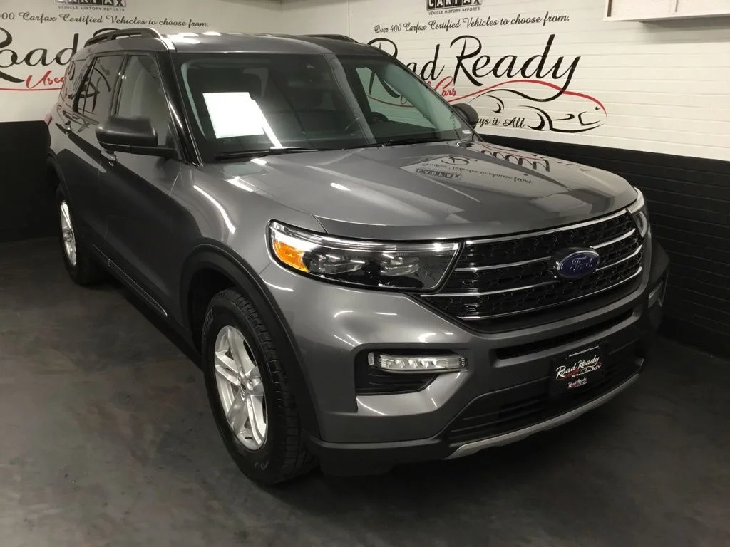 2022 Ford Explorer XLT - Photo 2
