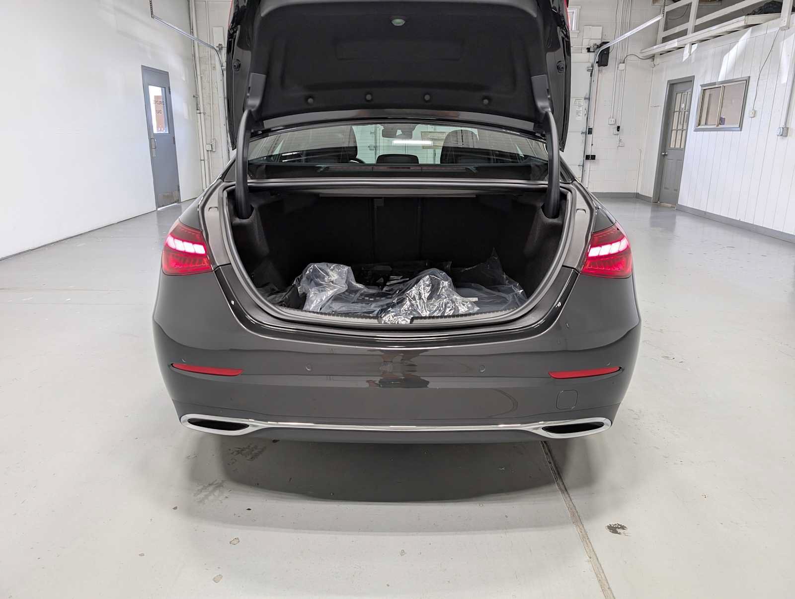 New 2026 Graphite Grey Metallic Mercedes-Benz C 300 image 20