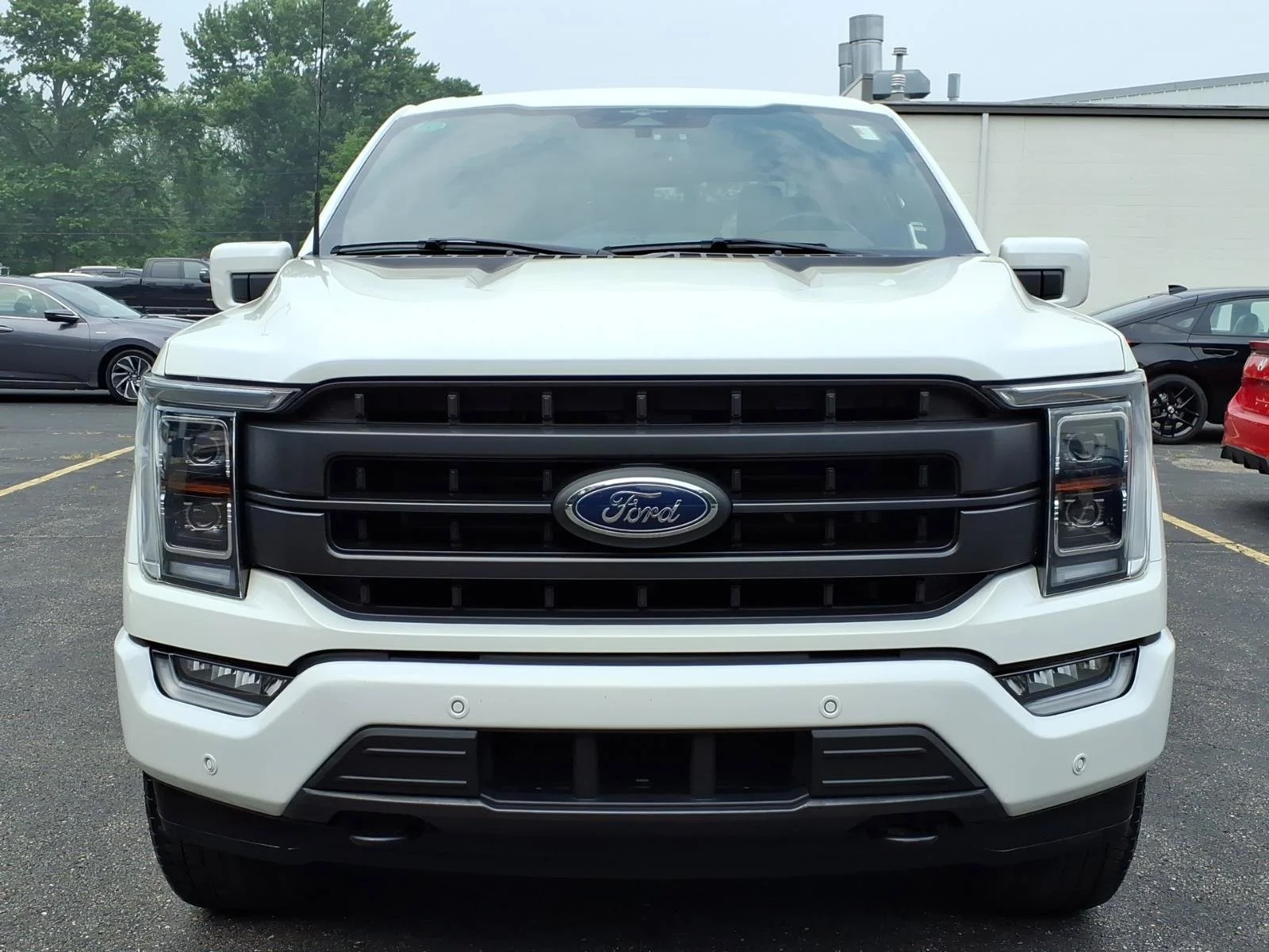 Used 2023 White Metallic Ford LARIAT image 2