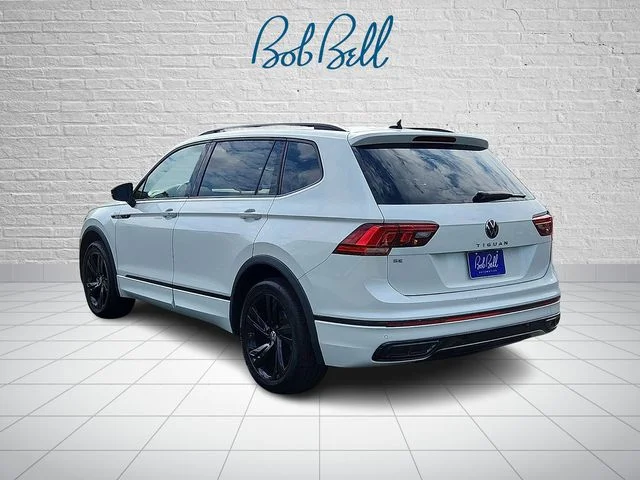 Used 2023 White Volkswagen 2.0T SE R-Line Black image 4
