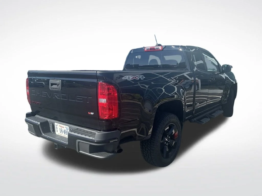 Used 2021 Black Chevrolet LT image 3
