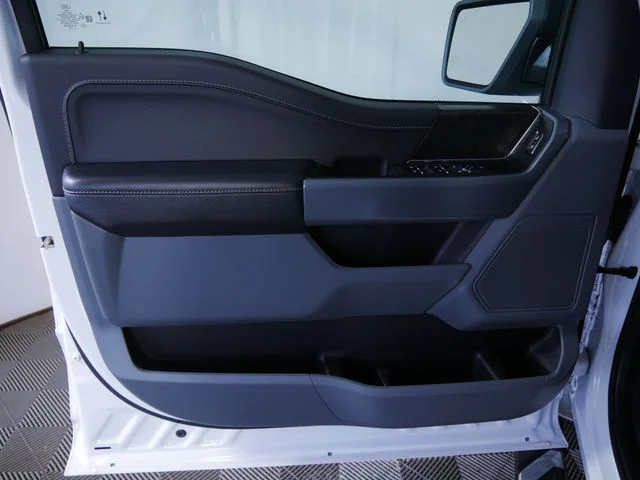 Used 2023 White Ford XLT image 15