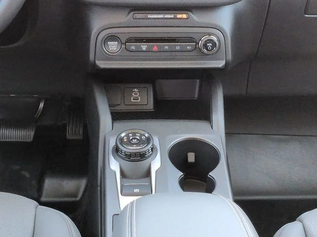 New 2026 Velocity Blue Metallic Ford Badlands® image 19