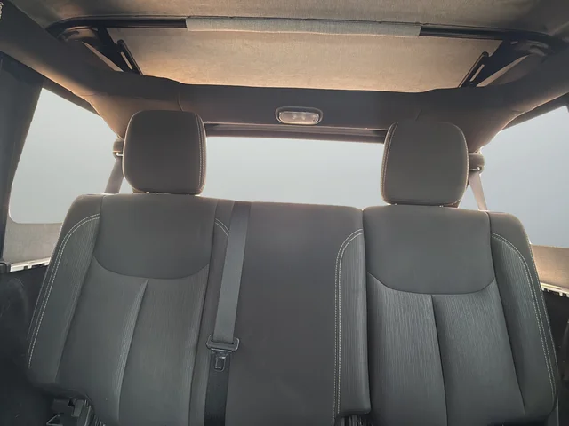 Used 2017 White Jeep Unlimited Sahara image 28