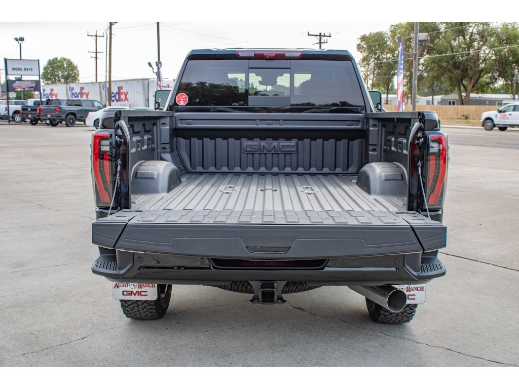 2026 GMC Sierra 2500HD AT4 - Photo 10