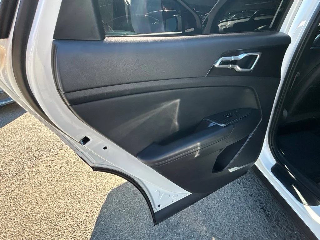 Used 2025 White Kia EX image 18
