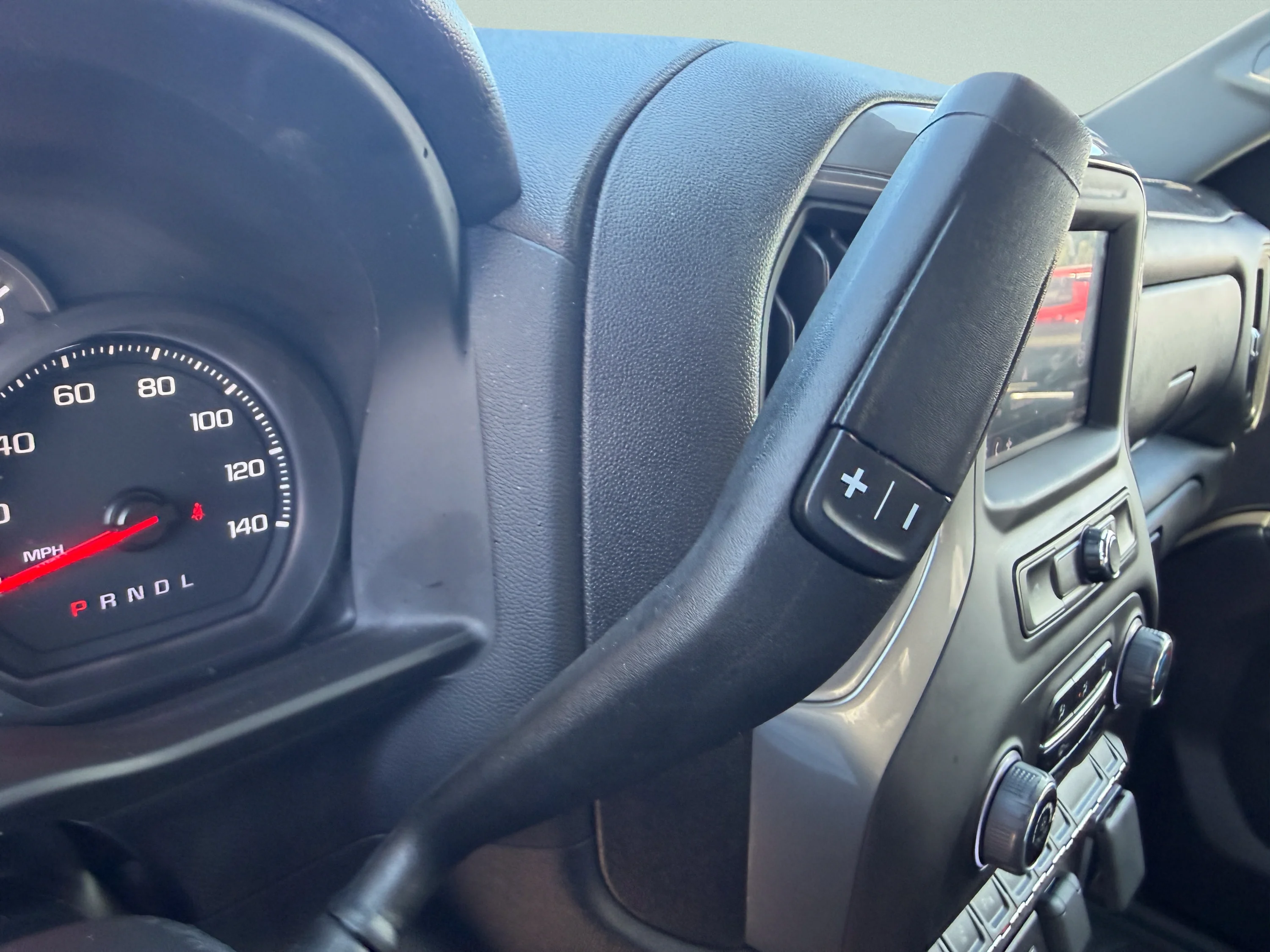 Used 2025 Summit White Chevrolet Custom image 30