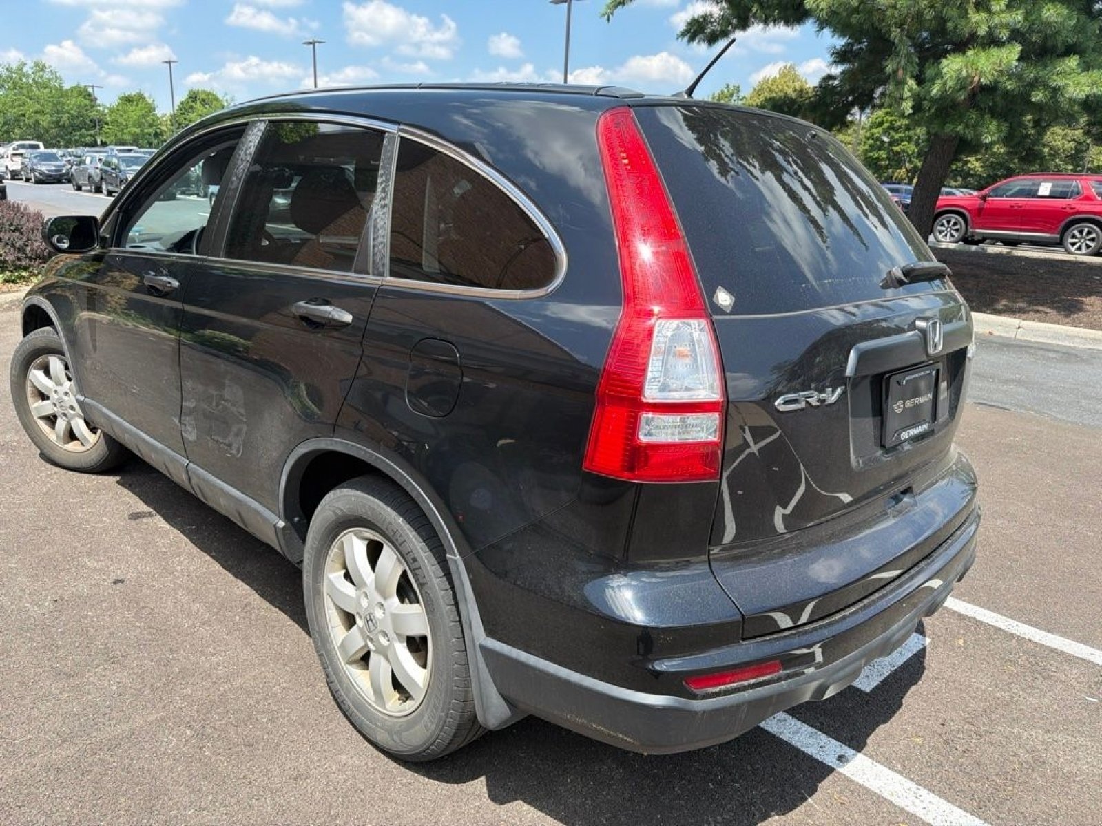 Used 2011 Crystal Black Pearl Honda SE image 11