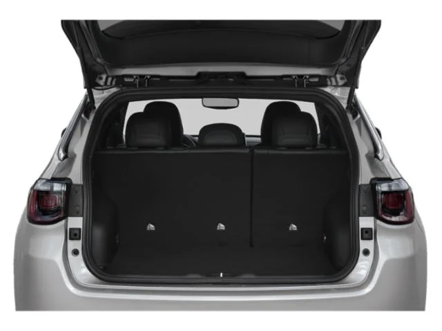New 2026 Bright White Clearcoat Jeep Latitude image 11