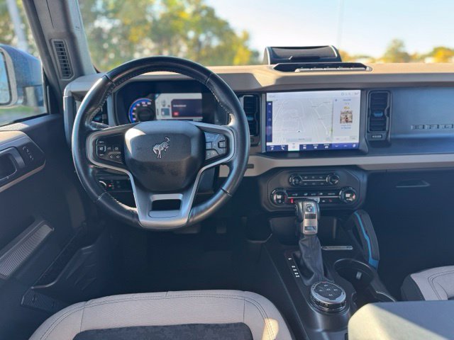 Used 2023 Blue Ford Wildtrak image 13