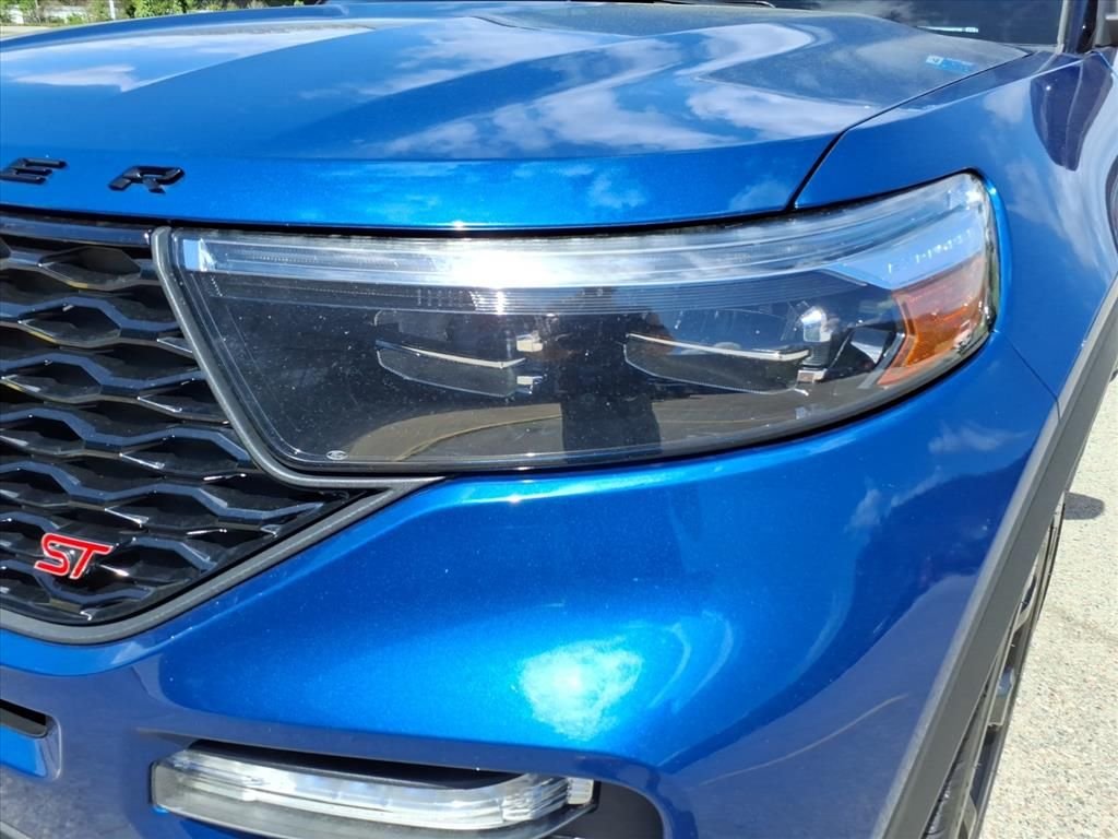 Used 2022 Blue Metallic Ford ST image 11