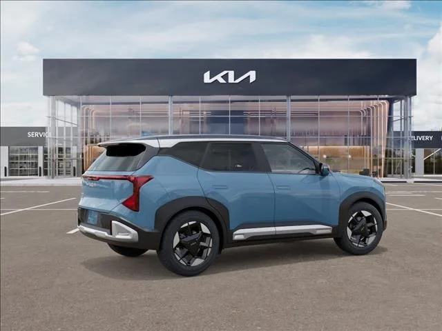 New 2027 Frost Blue / Black Roof Kia S image 6