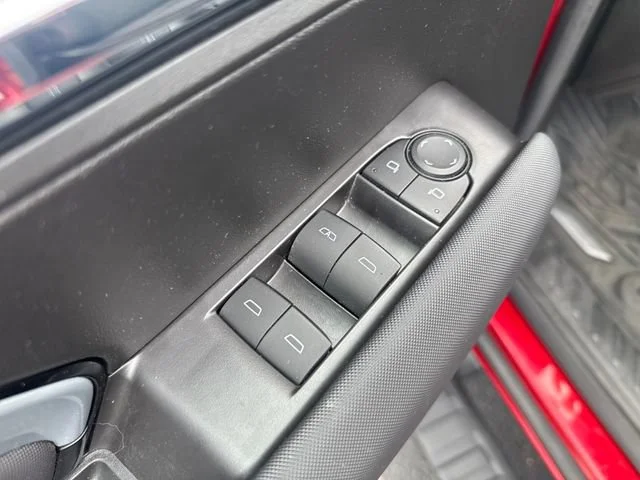 Used 2024 Radiant Red Tintcoat Chevrolet Z71 image 13