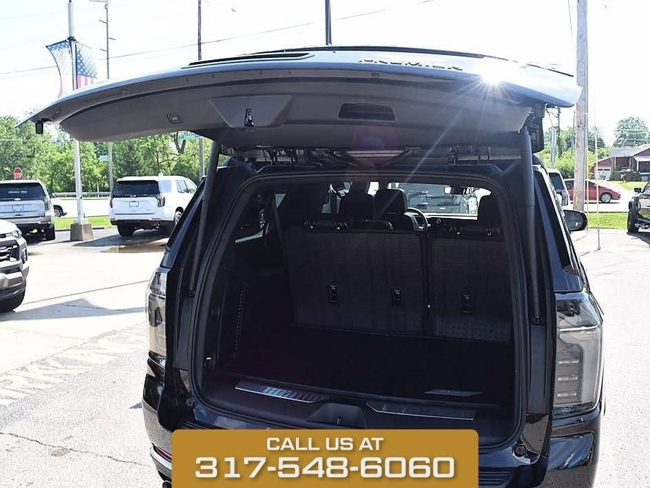 2026 Chevrolet Suburban Premier - Photo 25